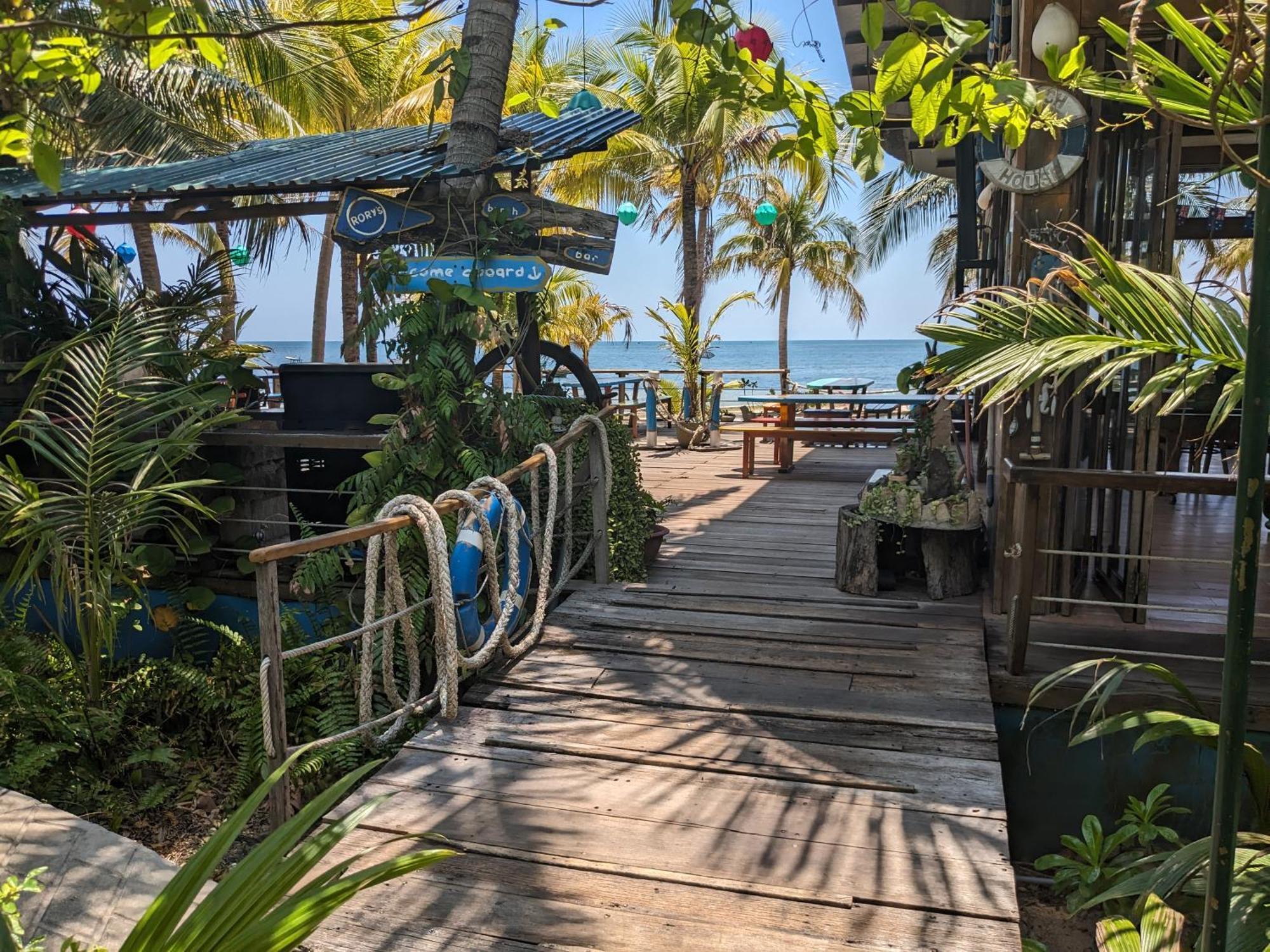 Rorys Beach Bar Phu Quoc Bagian luar foto
